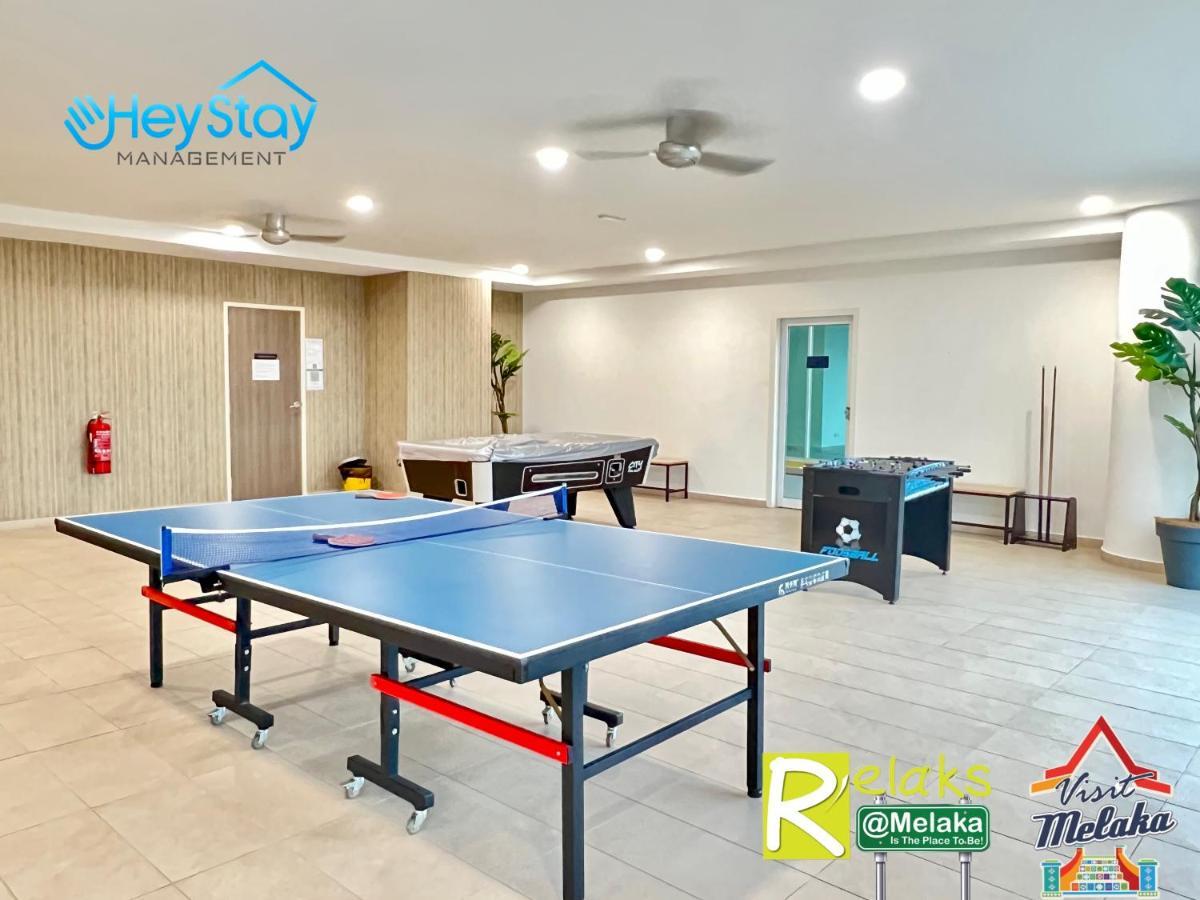 Novo 8 Residence Bachang By Heystay Management Kampong Tambak Eksteriør billede