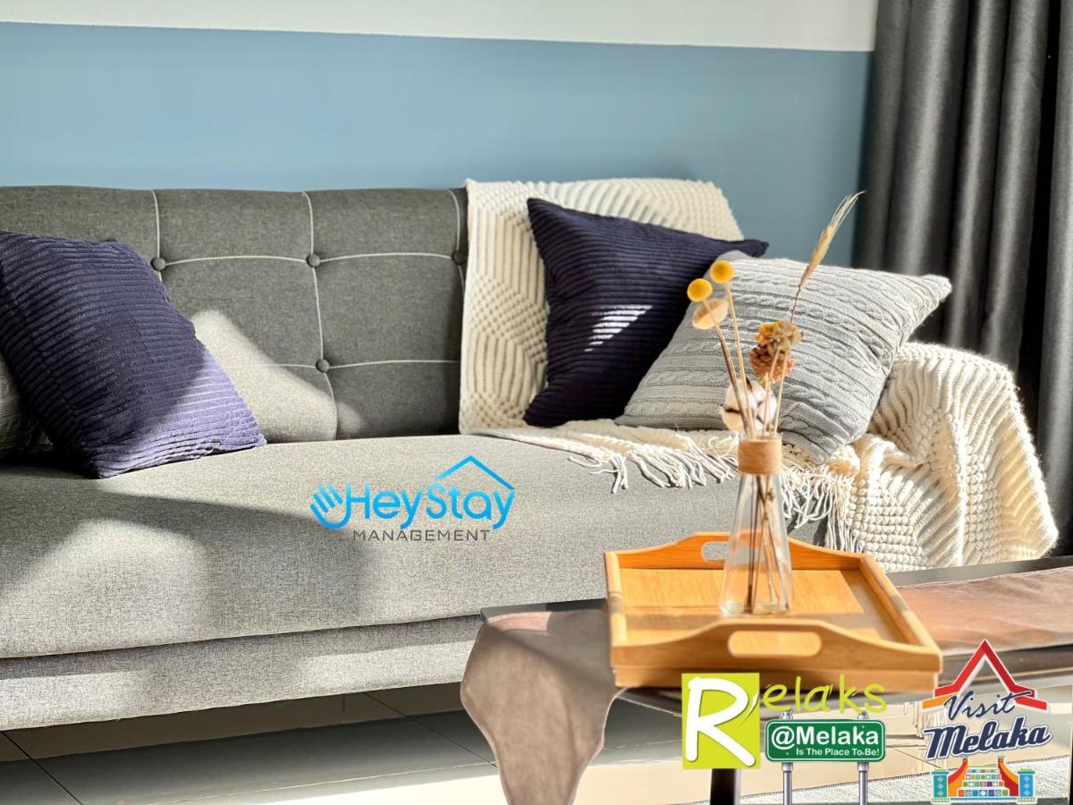 Novo 8 Residence Bachang By Heystay Management Kampong Tambak Eksteriør billede