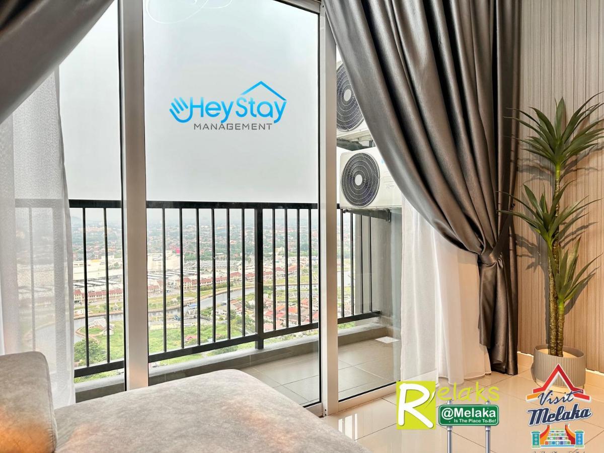 Novo 8 Residence Bachang By Heystay Management Kampong Tambak Eksteriør billede