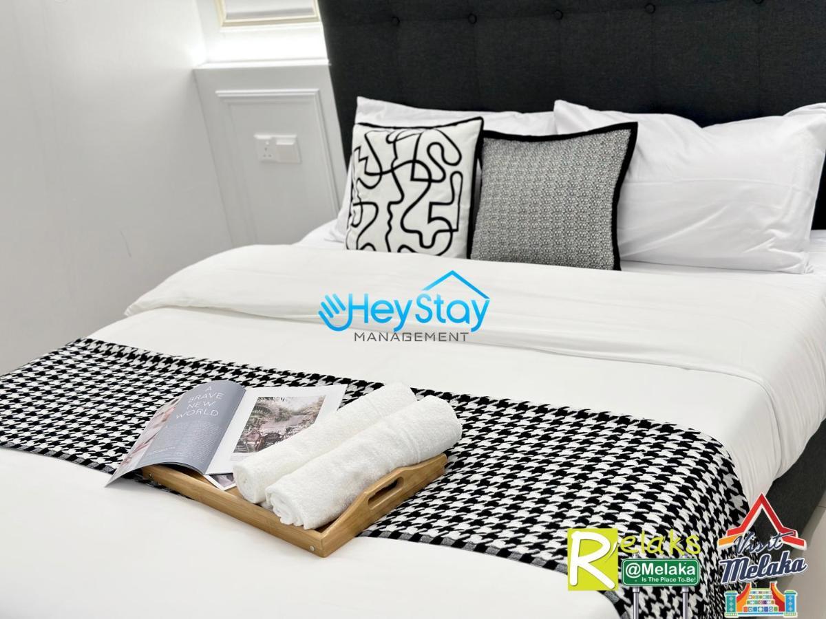 Novo 8 Residence Bachang By Heystay Management Kampong Tambak Eksteriør billede